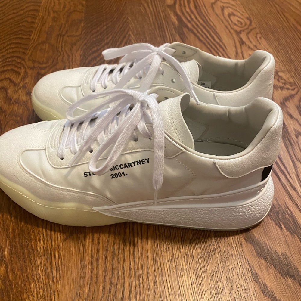 Worn once Stella McCartney loop sneakers 39